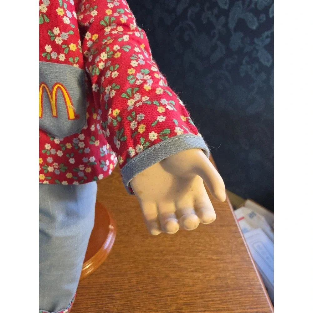Ashton Drake MCDONALDS‎ DOLL 